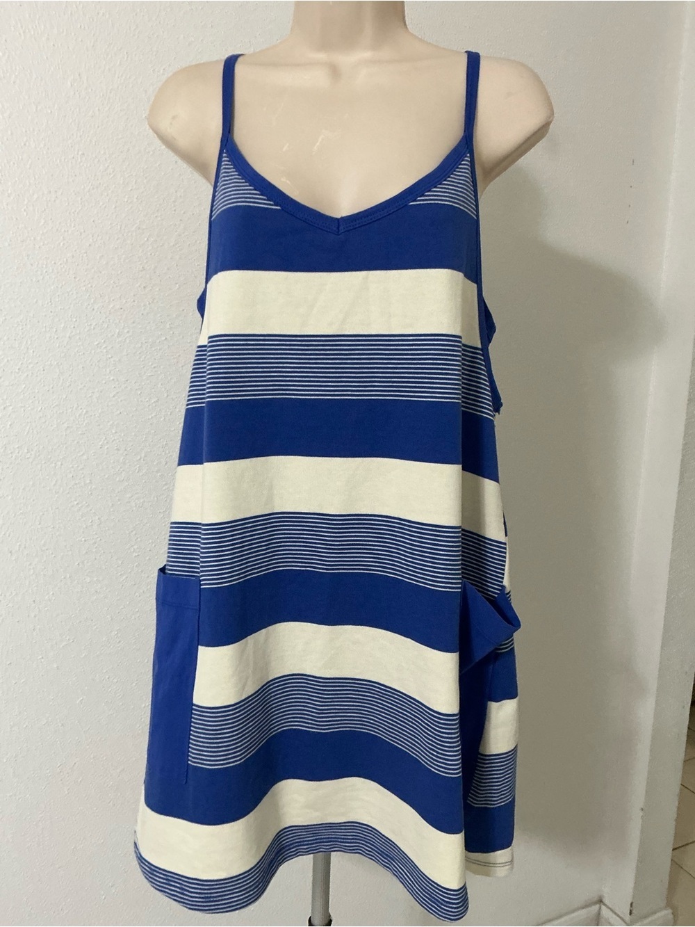 NWOT Bucket List Blue White Stripe Cotton Romper With Pockets Size L